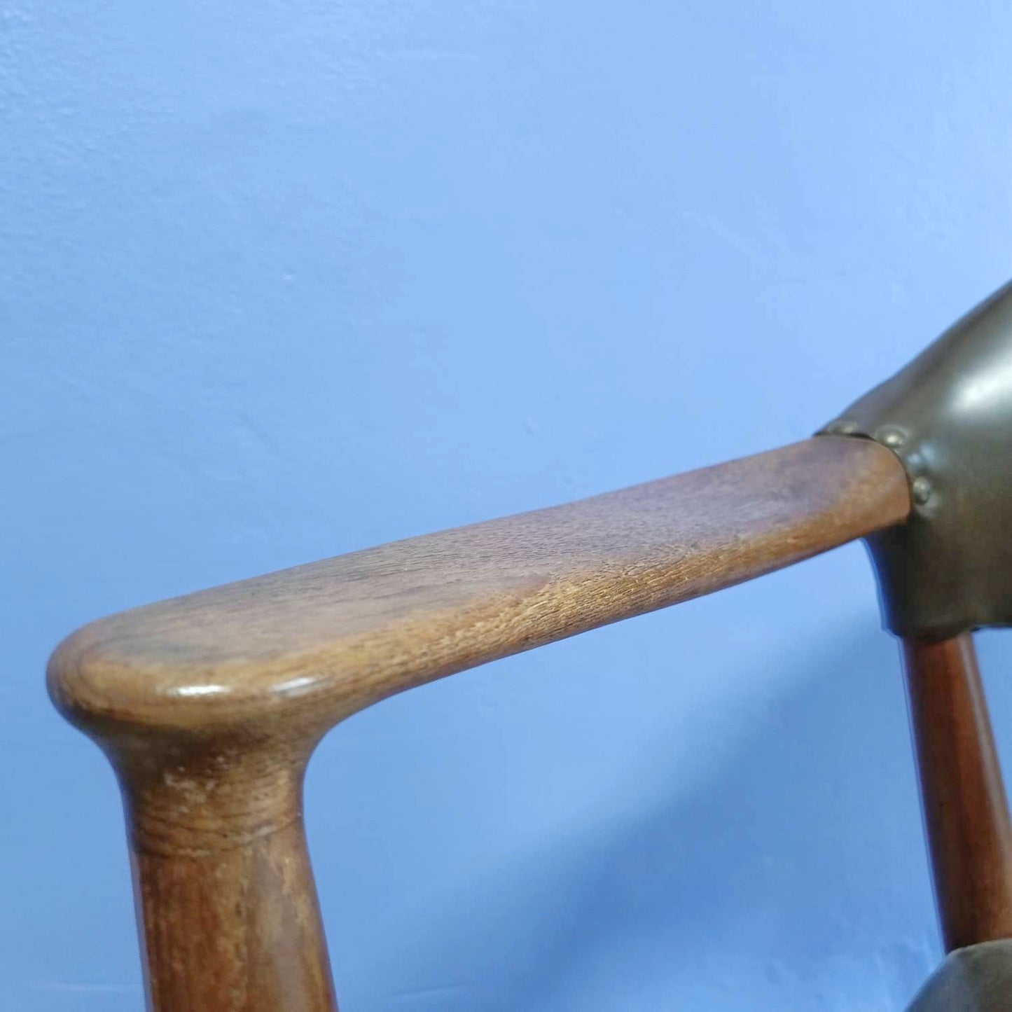 Poltroncina Kurt Olsen teak | braccioli design danese anni 60