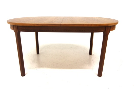 Tavolo ovale Rimbo Troeds design svedese 1970 | sw28960