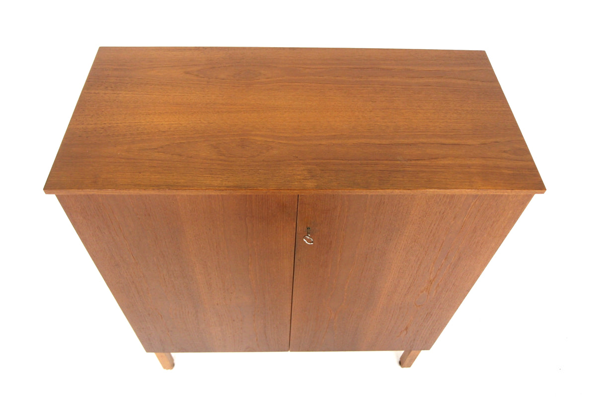 Armadio design danese vintage 1950 | sw29680