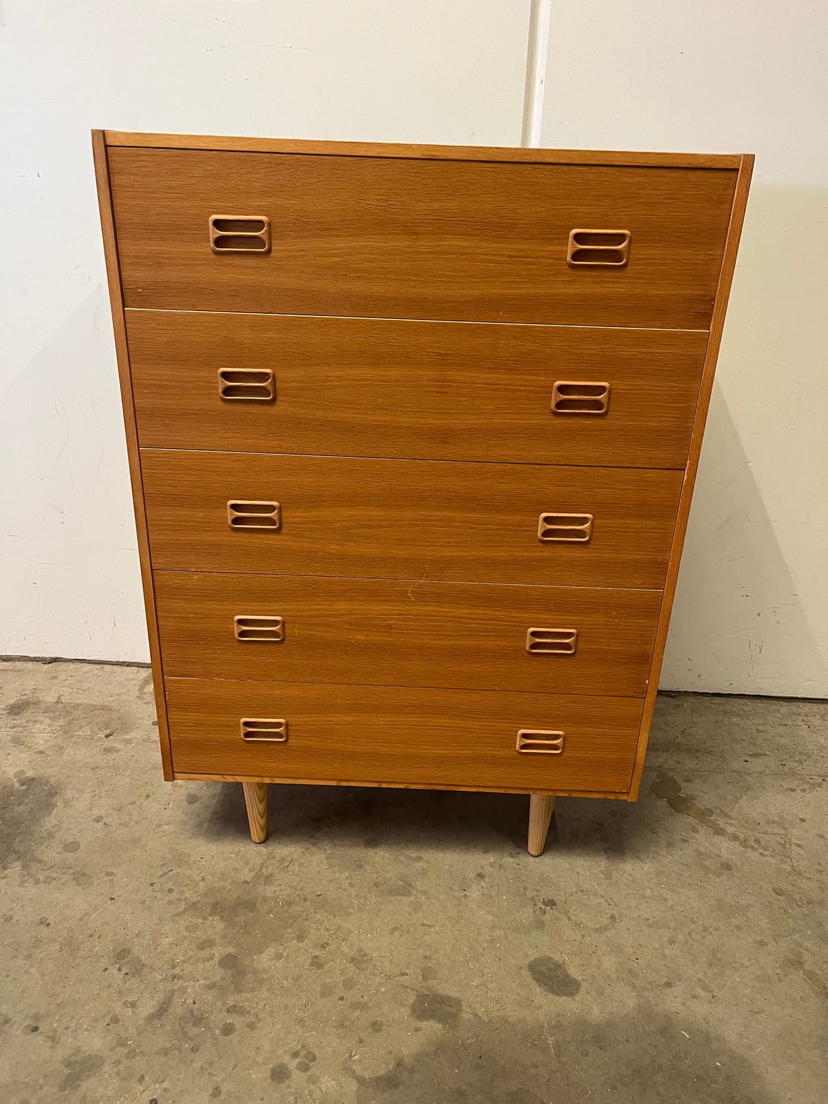 Cassettiera 84x125cm in quercia design svedese vintage 1960 | fz9916