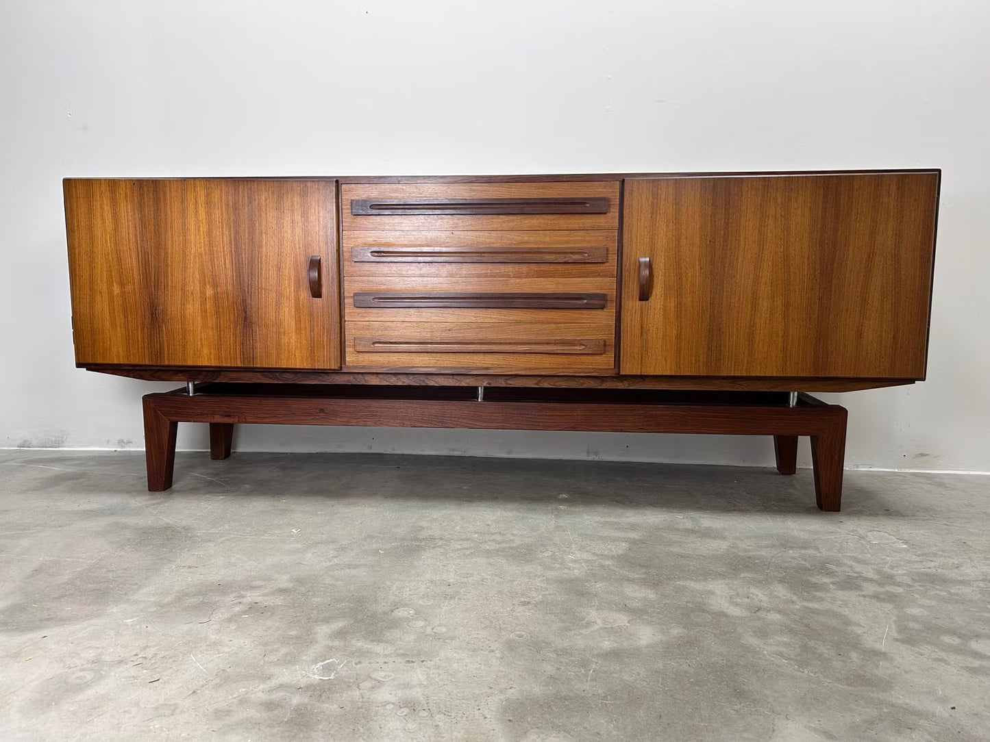 Sideboard Jensen & Mølholm design vintage danese | nr8919