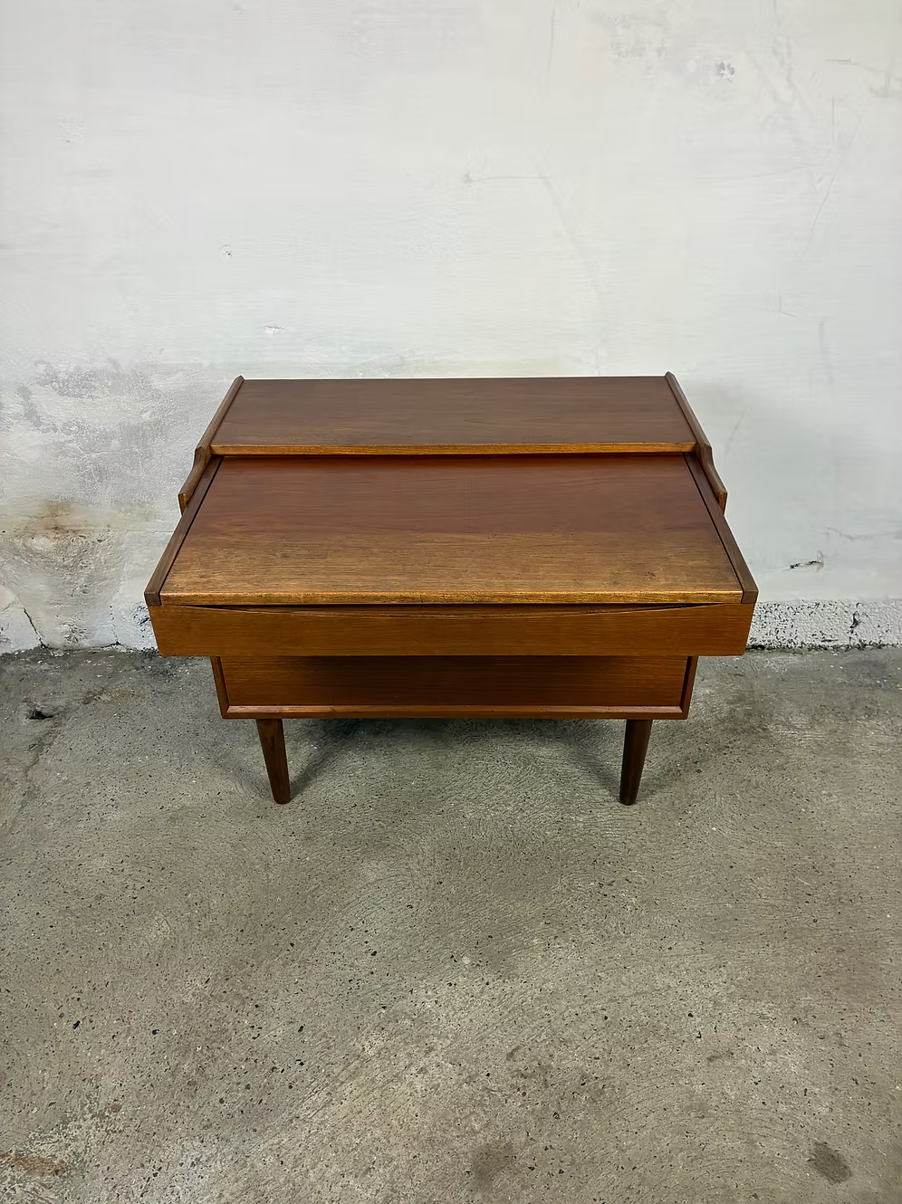 Toletta con cassetti vintage design danese anni 50 | ck2402