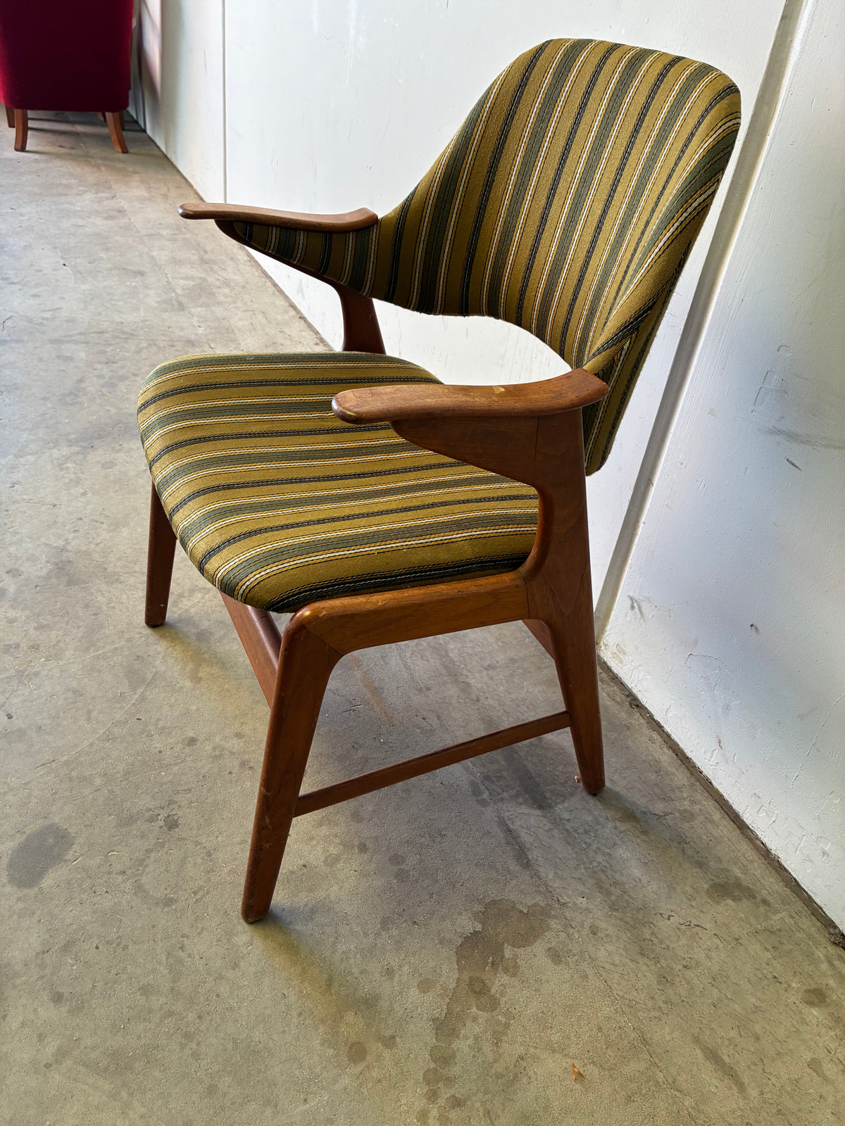 Poltroncina in teak design danese anni 60 | fz10298
