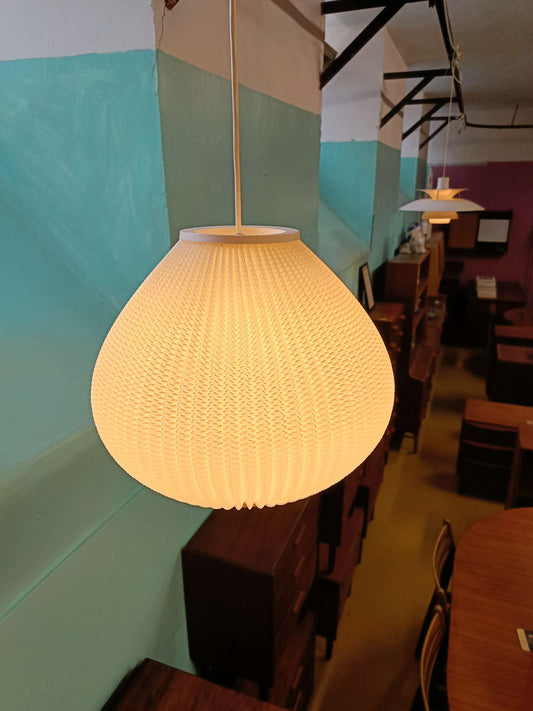 Lampadario Lars Schiøler Danese Anni '60 Plastica Plissettata Bianca