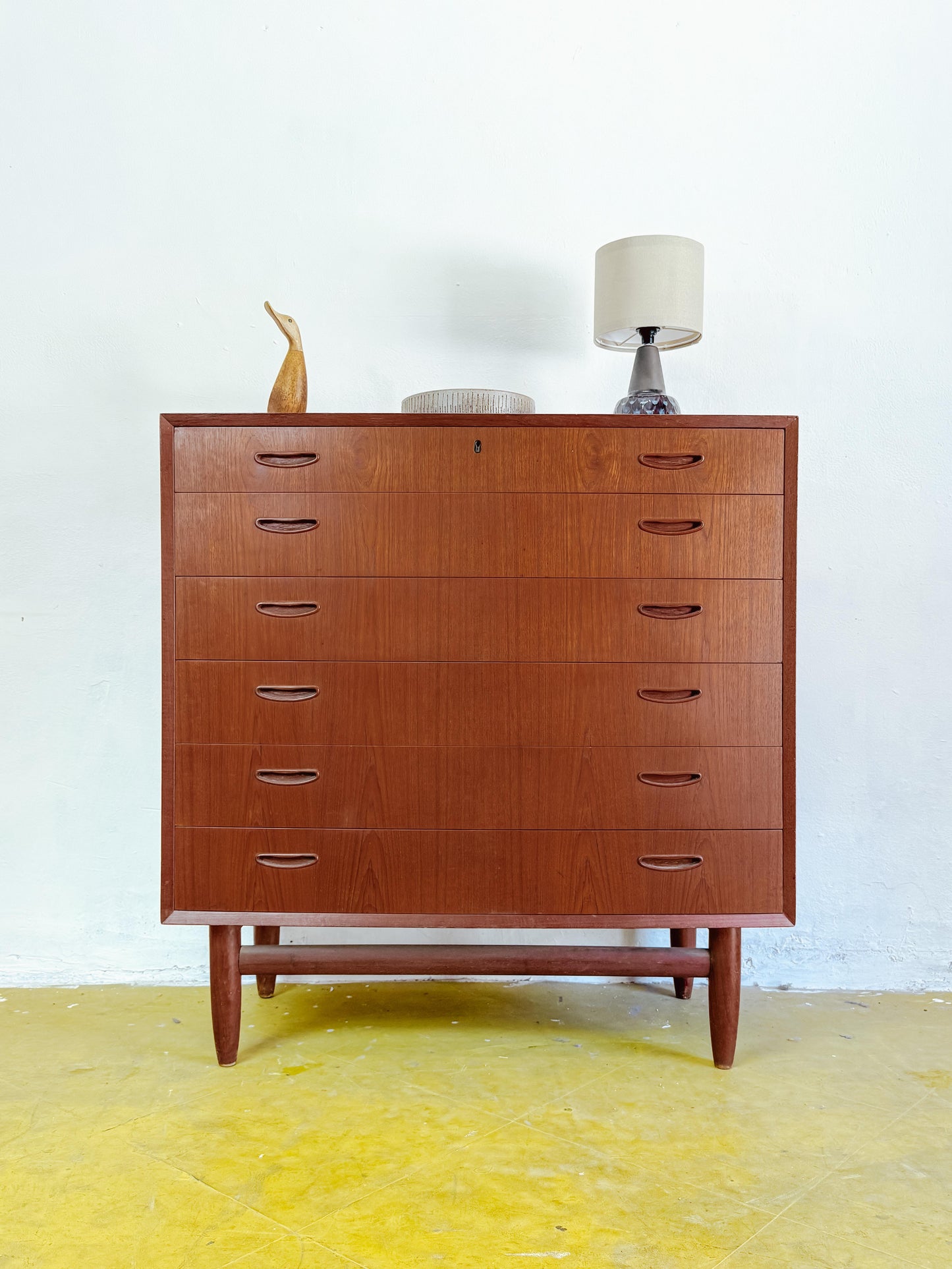 Cassettiera orizzontale vintage danese anni 50 teak 6 file cassetti comò restaurato