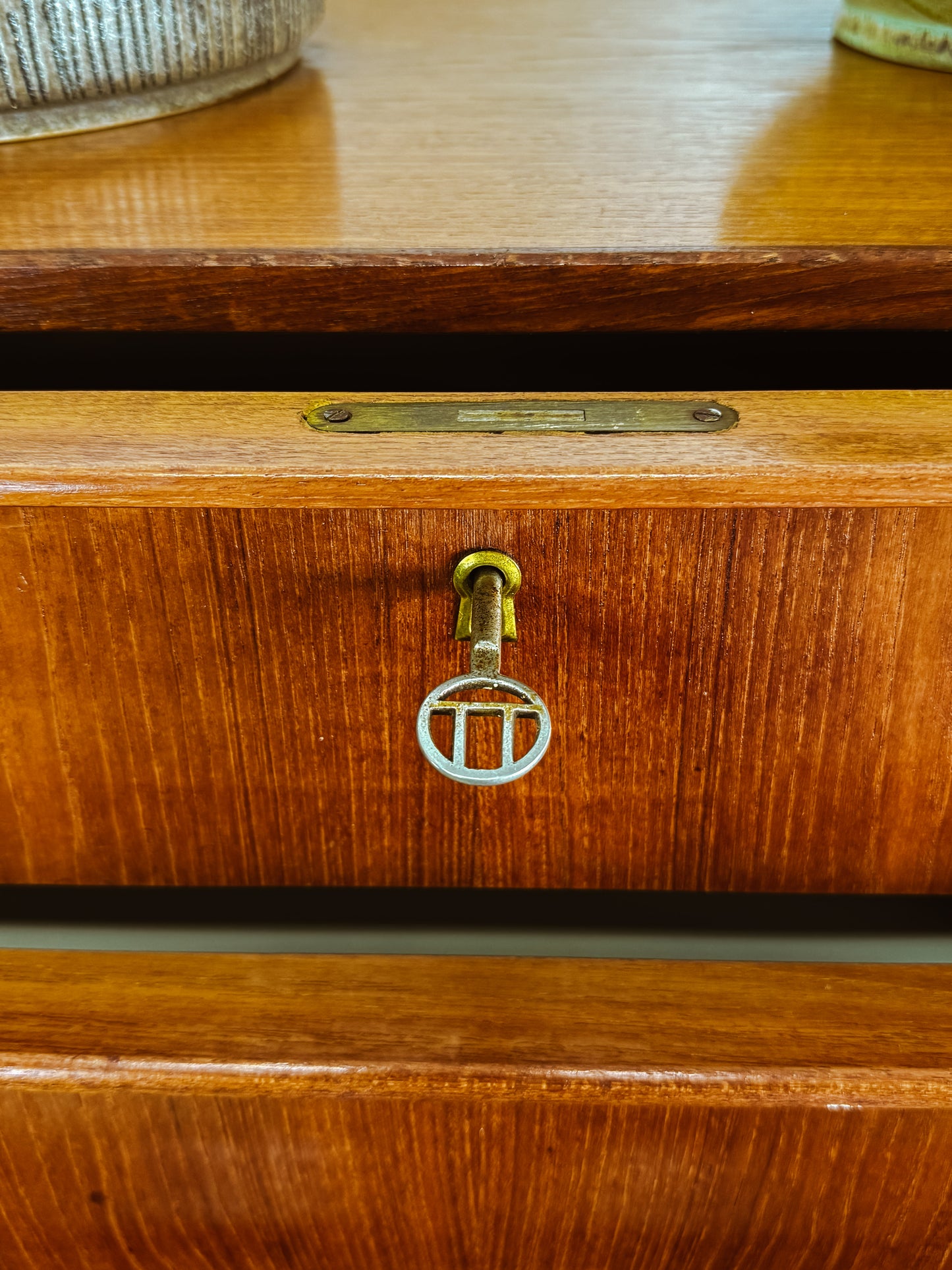 Cassettiera Vintage Danese Teak Anni 50 | 8 cassetti 116.5cm