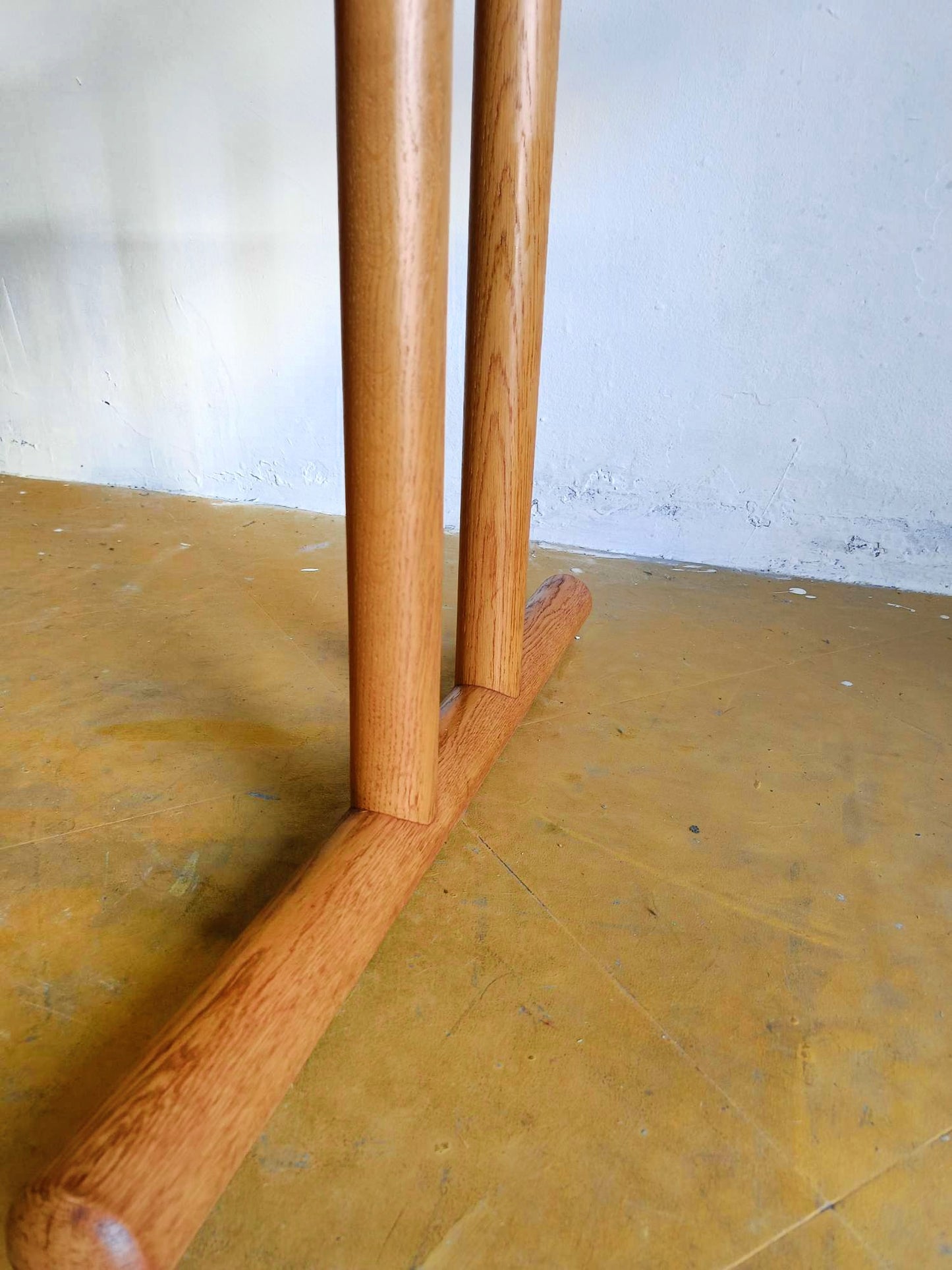 Tavolo Quercia Chiara Base Centrale 180cm | Vintage Danese Anni 60
