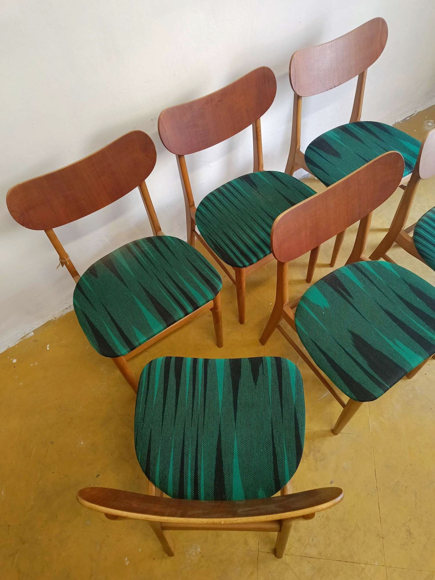 Set 6 Sedie Vintage Teak Seduta Verde Imbottita da Ristoffare | Design Danese Anni 60
