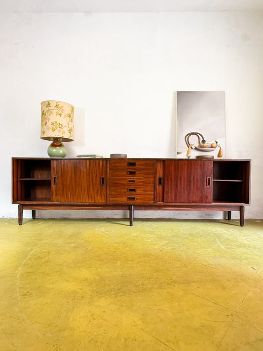 Interno ante palissandro venature curate sideboard 300cm