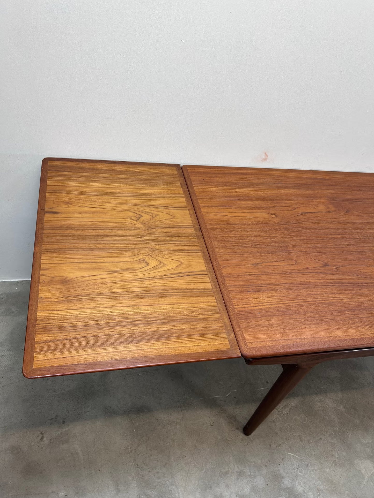 Tavolo rettangolare Johannes Andersen design vintage 1960 | nr10275