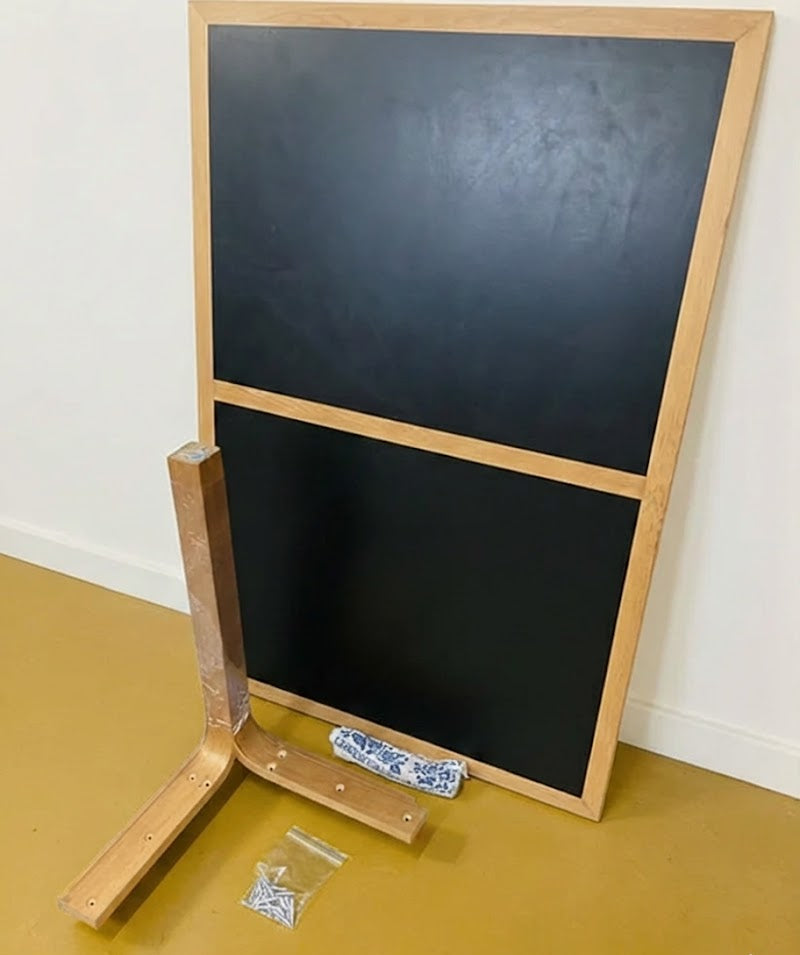 Tavolo Magnus Olsen design danese anni 60 | 136cm | 98ck1