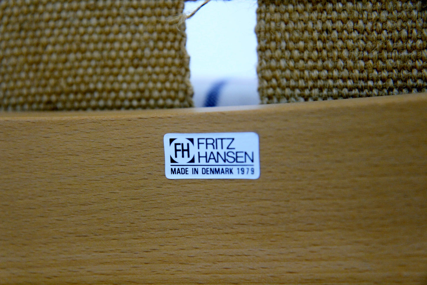 Poltroncina "FH 1788" Hans Wegner design danese vintage anni 80 [sw19844] misure L.65 H.89 P.68