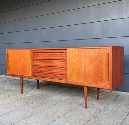 Sideboard Johannes Andersen design danese vintage anni 60 [93rk] misure L.200 H.81 P.51 * IN ARRIVO A SETTEMBRE*