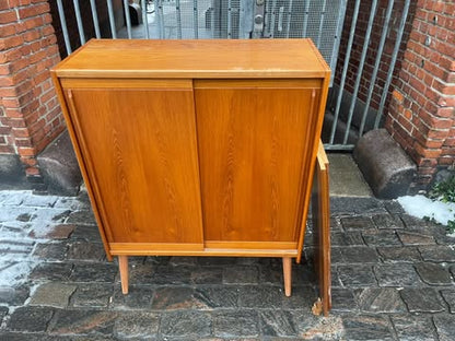 Armadio design danese vintage anni 60 [95vnt1] misure L.91 H.119 P.40 * IN ARRIVO A GENNAIO *