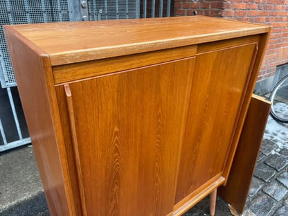 Armadio design danese vintage anni 60 [95vnt1] misure L.91 H.119 P.40 * IN ARRIVO A GENNAIO *