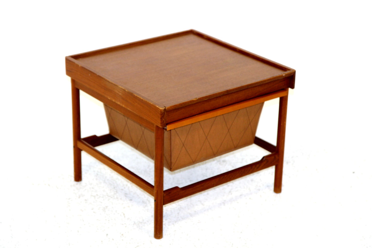 Porta lana design danese vintage anni 60 [sw20932] misure L.56 H.46,5 P.56