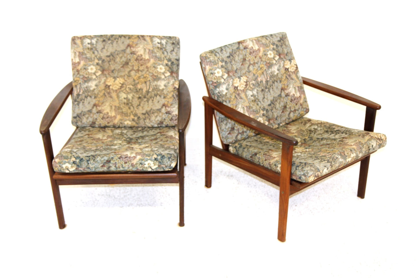 Poltroncine design svedese vintage anni 50 [sw20960] misure L.65,5 H.67 P.77