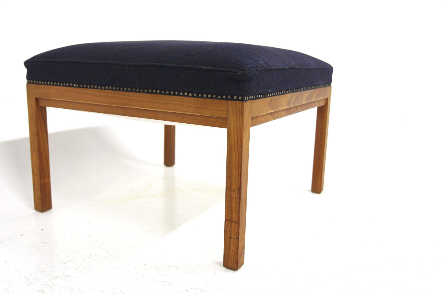 Poggiapiedi design svedese vintage anni 60 [sw21450] misure L.60 H.42 P.60