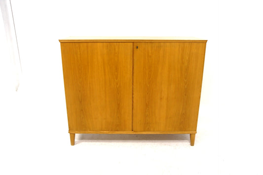 Armadio design svedese vintage anni 40 [sw23378] misure L.132 H.109 P.39