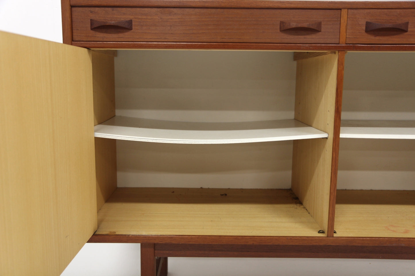 Sideboard design svedese vintage anni 60 [sw24263] misure L.184 H.84 P.42