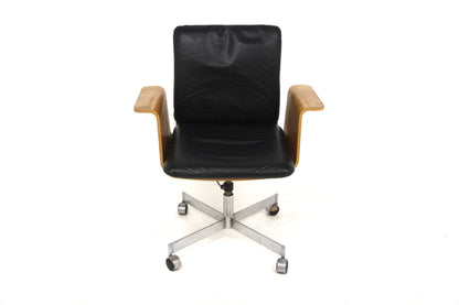 Poltroncina design danese vintage anni 50 [sw24854] misure L.73 H.93/50 P.63