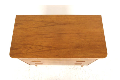 Cassettiera design svedese vintage anni 50 [sw25887] misure L.73 H.68 P.37