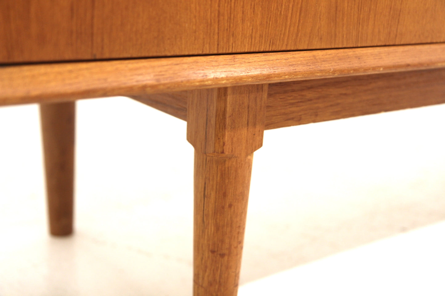 Credenza design svedese vintage anni 60 [sw26381] misure L.160 H.106 P.44