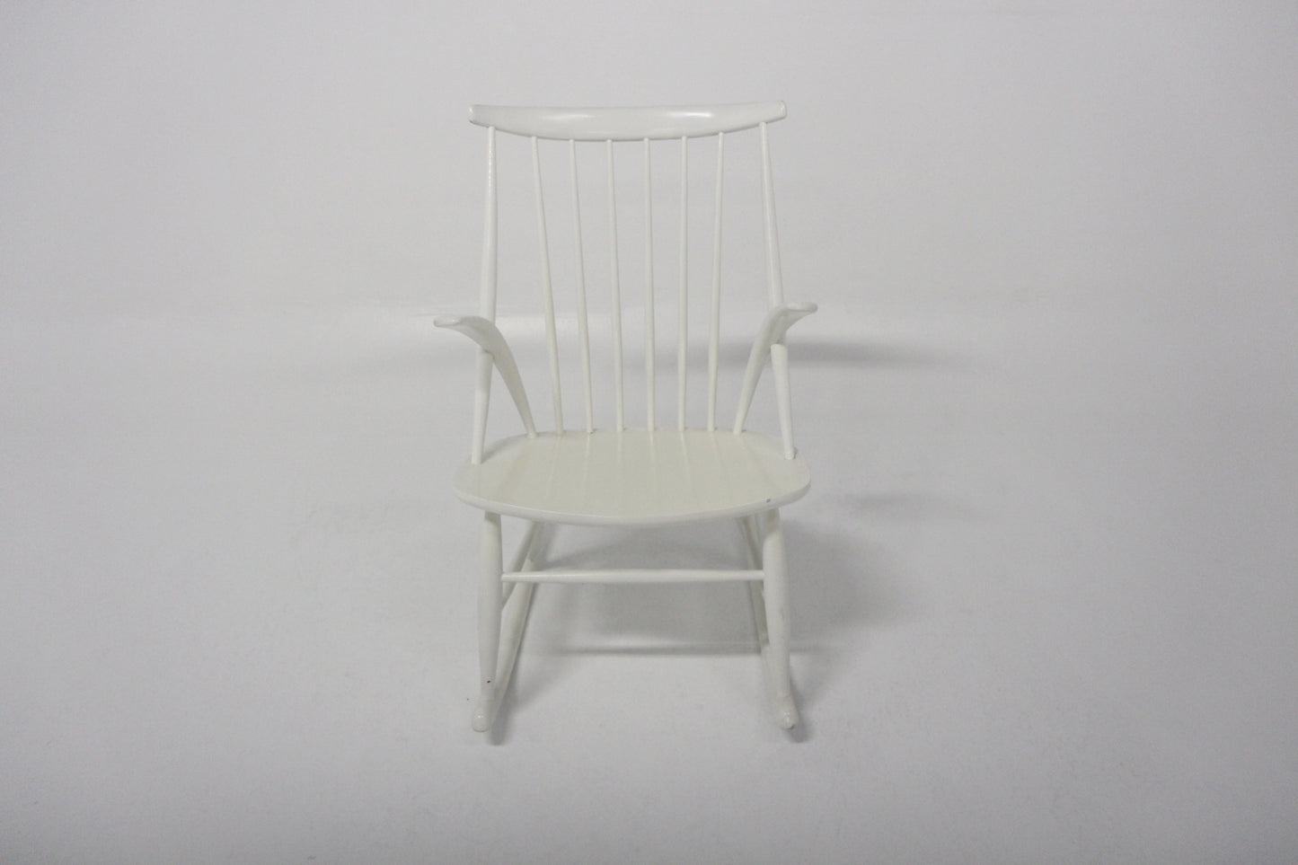 Sedia a dondolo "No 3" Illum Wikkelsø design danese vintage anni 60 [sw26703] misure L.58 H.92 P.75