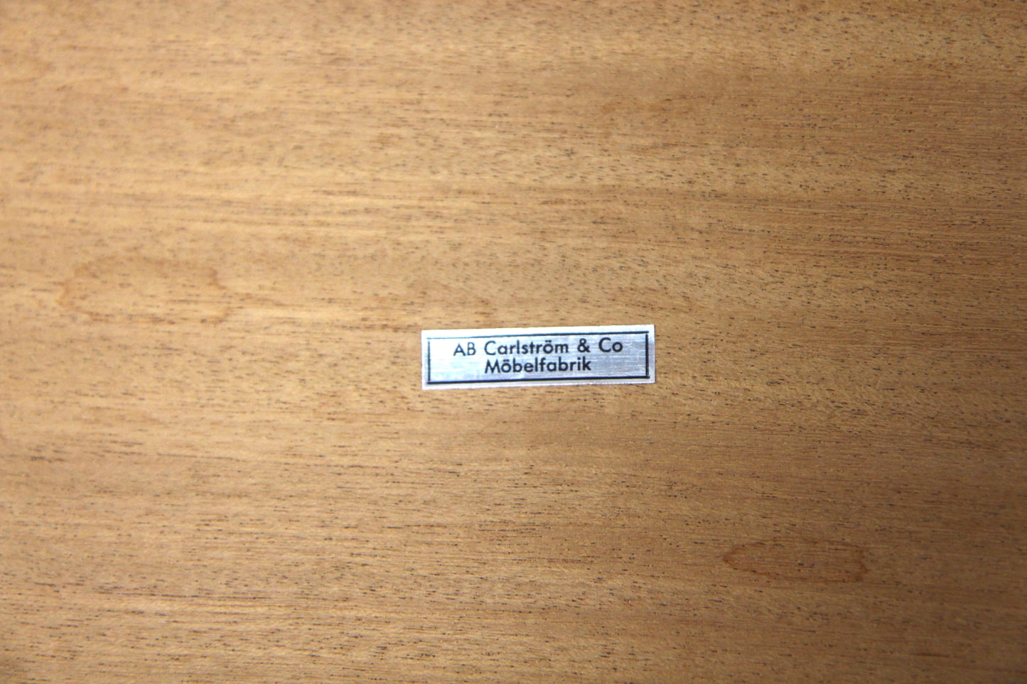 Comodino design svedese vintage anni 60 [sw26719] misure L.46 H.52 P.32