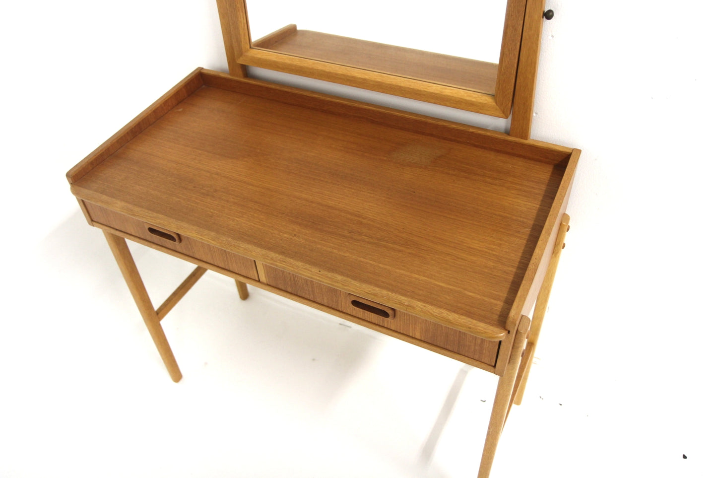 Toletta design svedese vintage anni 60 [sw26841] misure L.83 H.108 P.42