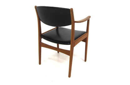 Poltroncina design danese vintage anni 60 [sw26943] misure L.57 H.80 P.53