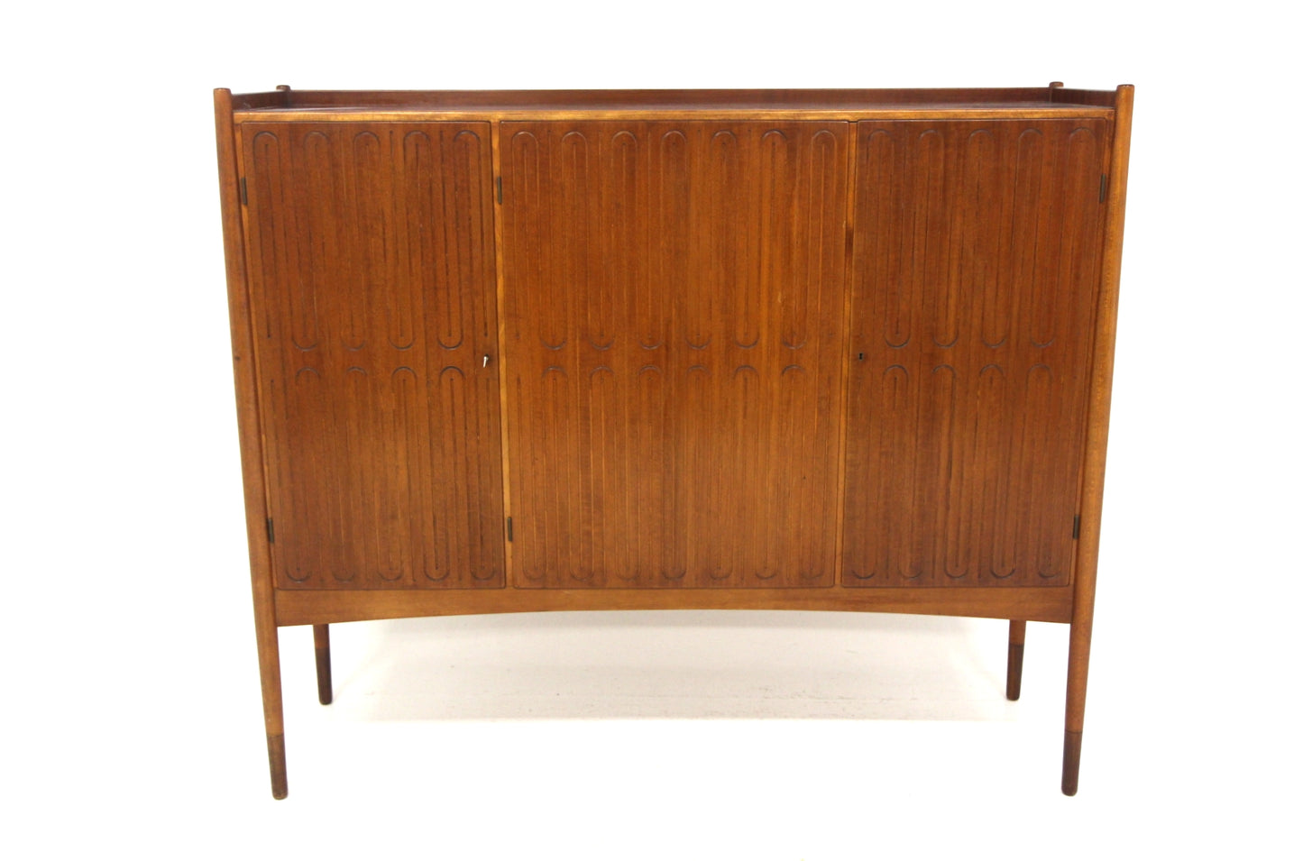 Armadio design svedese vintage anni 50 [sw26986] misure L.156 H.134 P.45
