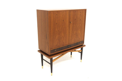 Armadio design svedese vintage anni 50 [sw26999] misure L.103 H.126 P.43