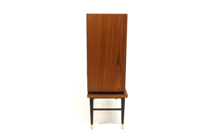 Armadio design svedese vintage anni 50 [sw26999] misure L.103 H.126 P.43