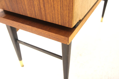 Armadio design svedese vintage anni 50 [sw26999] misure L.103 H.126 P.43