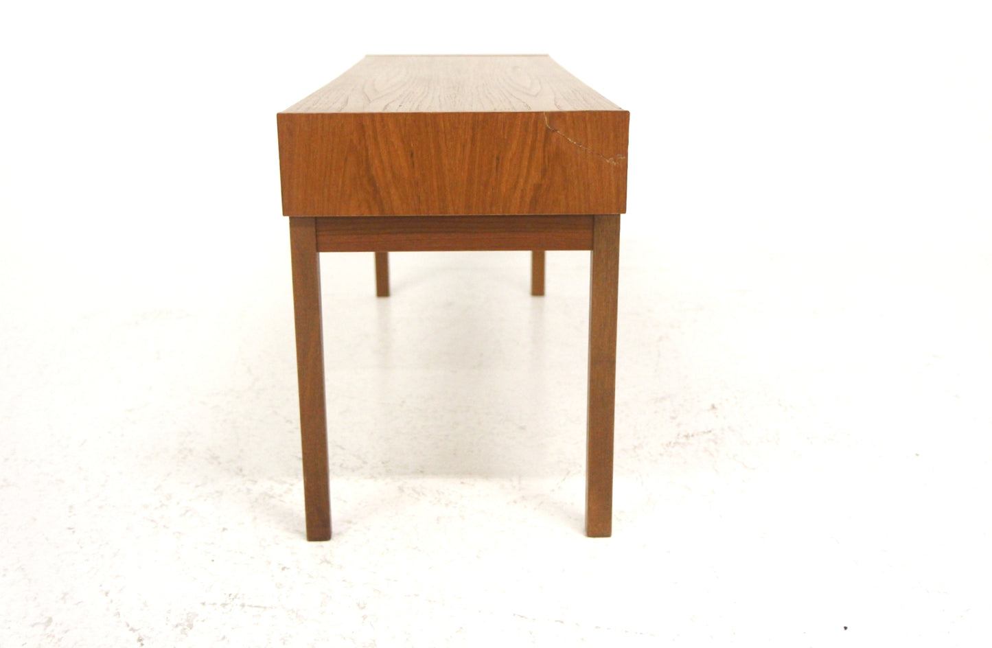 Tavolino portaTv design svedese vintage anni 60 [sw27004] misure L.114 H.52 P.39