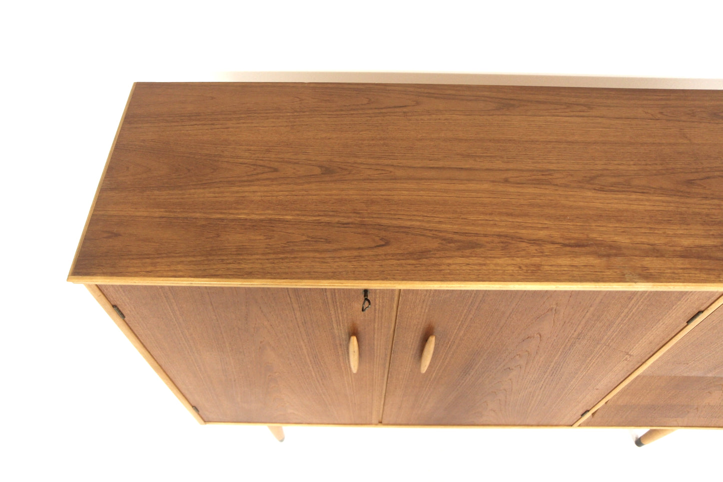 Credenza Nils Jonsson svedese vintage anni 50 [sw27223] misure L.155 H.111 P.44