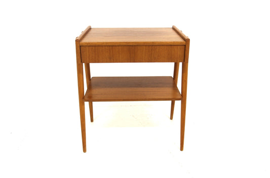 Comodino design svedese vintage anni 60 [sw27304] misure L.46 H.52 P.32