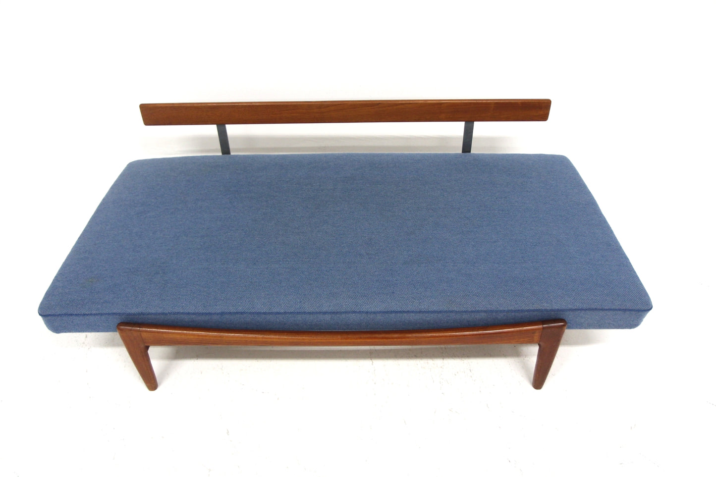 Daybed Ib Kofod-Larsen design danese vintage anni 50 [sw27355] misure L.192 H.66 P.100