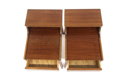 Comodini design svedese vintage anni 60 [sw27453] misure L.36 H.56 P.50