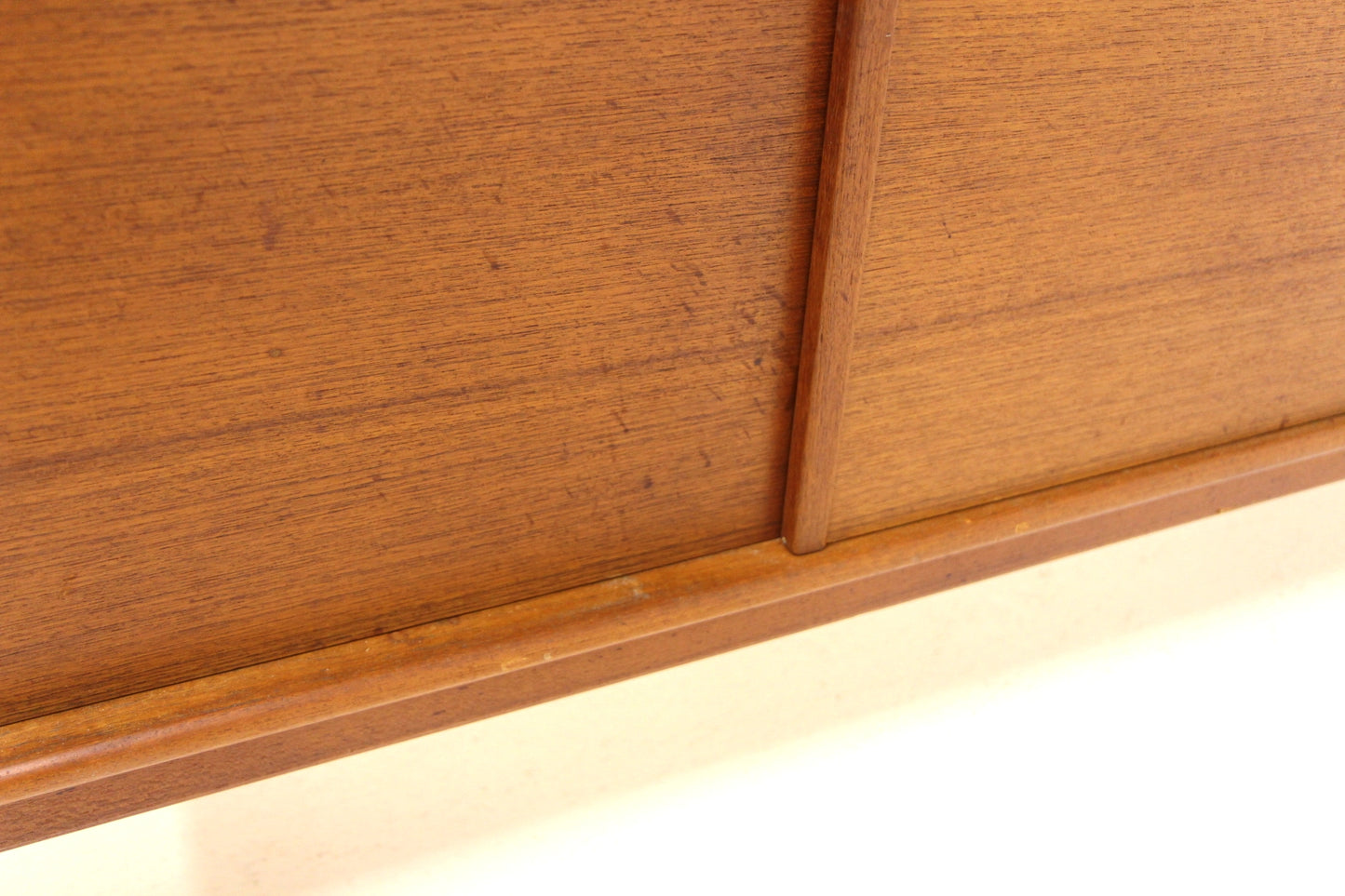 Sideboard Yngvar Sandström design svedese vintage anni 60 [sw27517] misure L.210 H.73 P.46