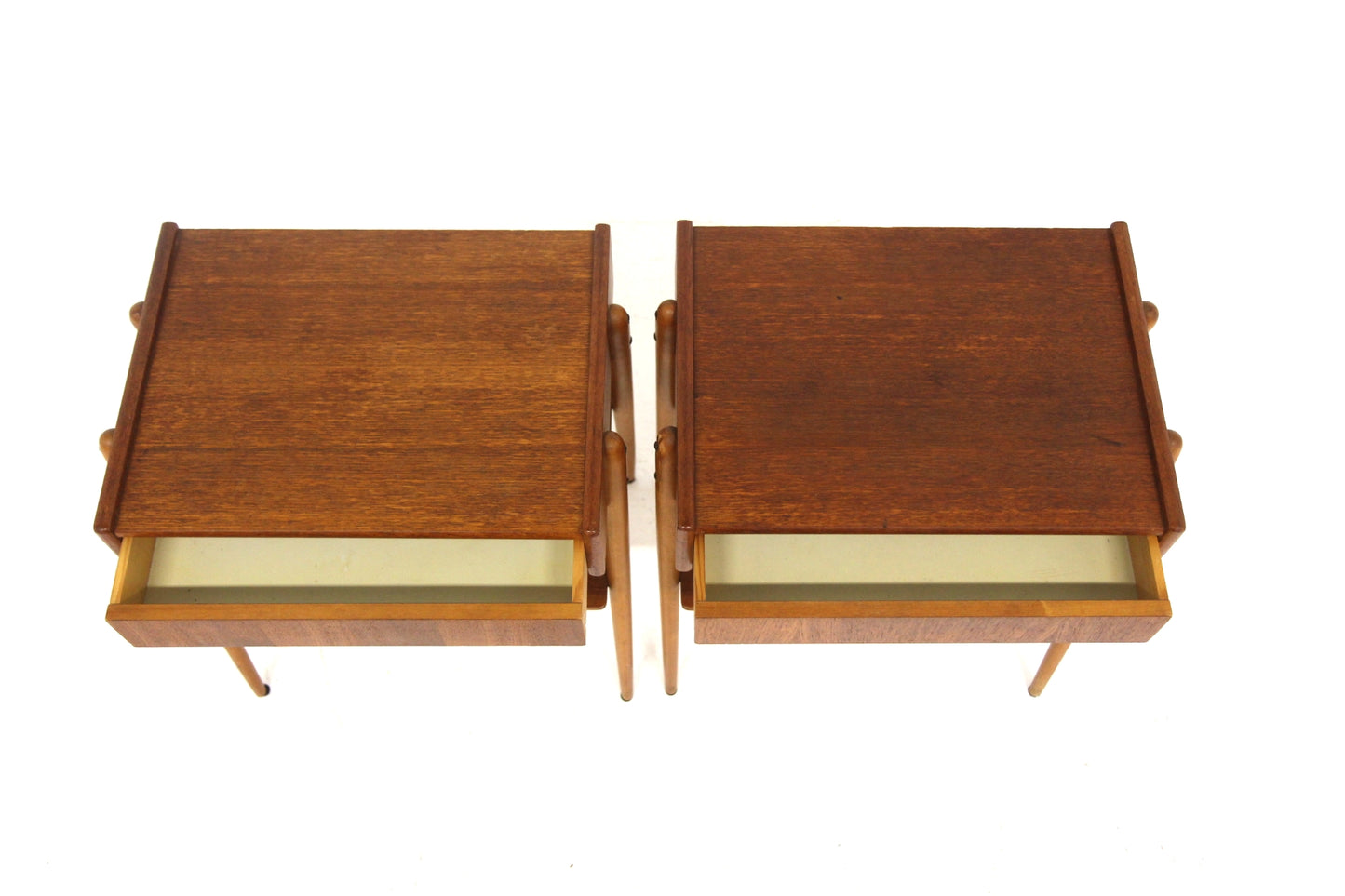 Comodini design svedese vintage anni 60 [sw27537] misure L.46 H.52 P.32