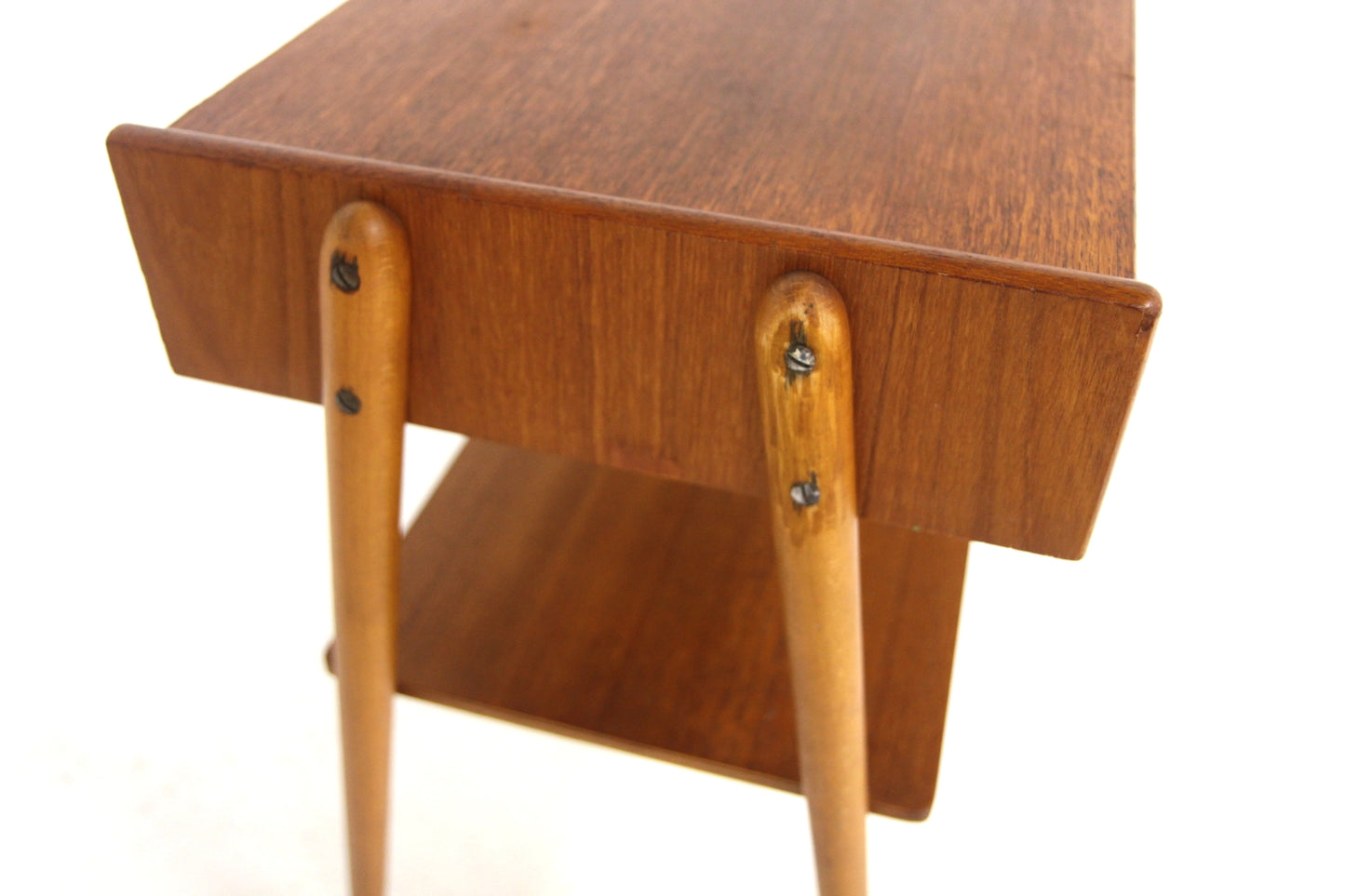 Comodini design svedese vintage anni 60 [sw27537] misure L.46 H.52 P.32