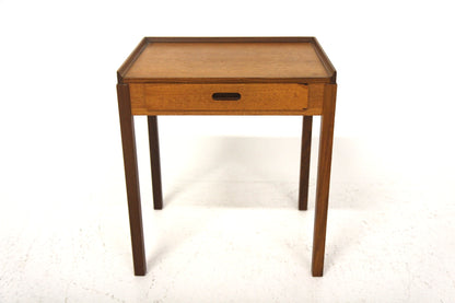 Comodino design svedese vintage anni 60 [sw27567] misure L.46 H.53 P.35