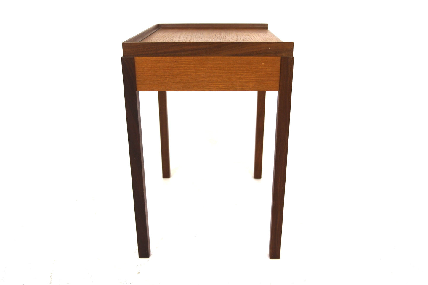 Comodino design svedese vintage anni 60 [sw27567] misure L.46 H.53 P.35