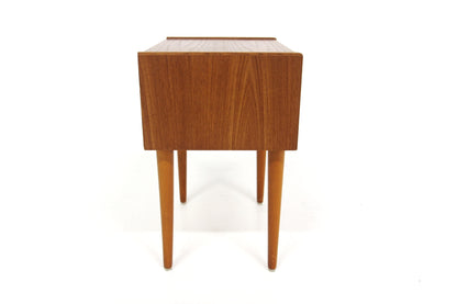Comodino design svedese vintage anni 60 [sw27761] misure L.43 H.52 P.33