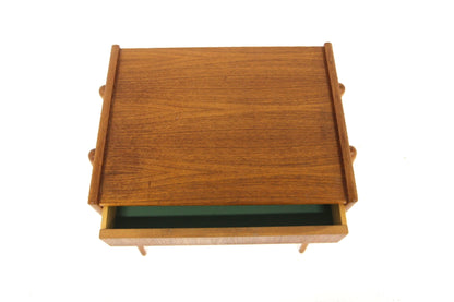 Comodino design svedese vintage anni 60 [sw27813] misure L.52 H.46 P.32