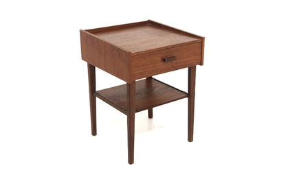 Comodino design svedese vintage anni 60 [sw27814] misure L.39 H.53 P.40
