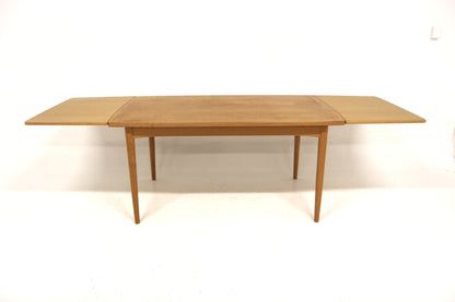 Tavolo rettangolare design svedese vintage anni 50 [sw27859] misure L.150+54+54 H.74