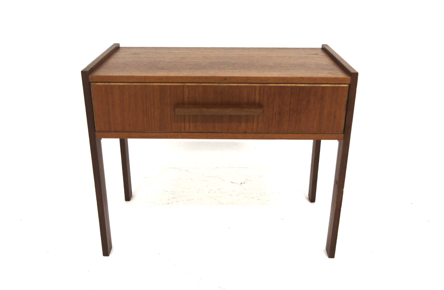 Comodino design svedese vintage anni 60 [sw27860] misure L.60 H.49 P.34